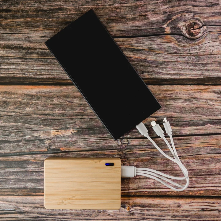 Viper 5,000mAh Bamboo Power Bank - image 5