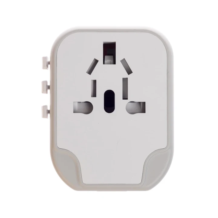 Travel Adaptor - image 11