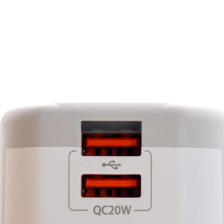 Travel Adaptor - image 12