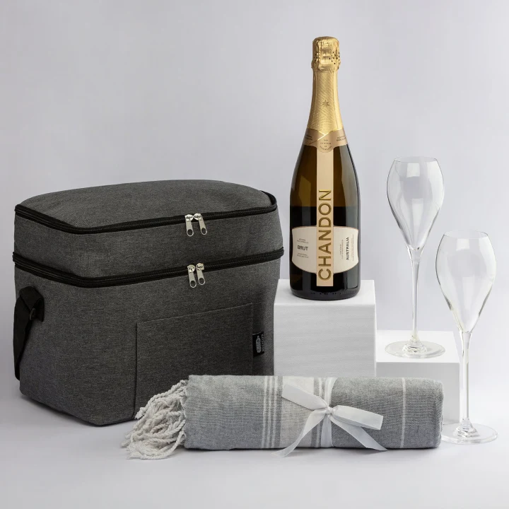 Bubbles & Beachdays - image 1