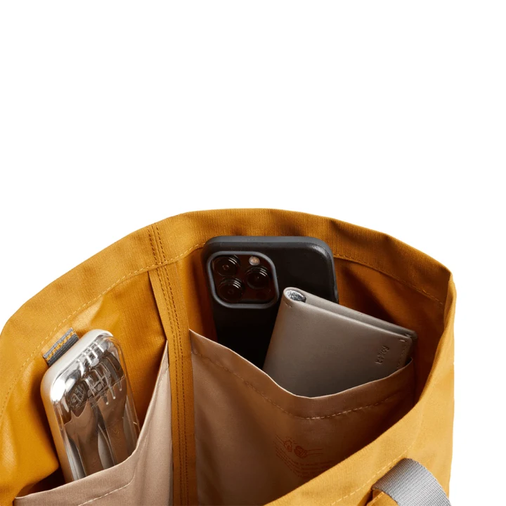 Bellroy City Tote - image 4