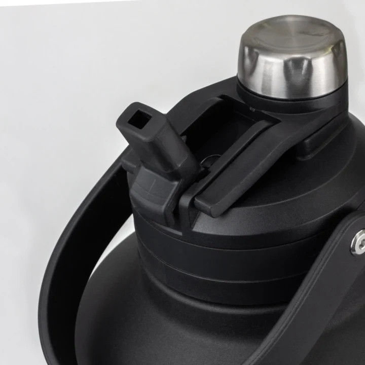 Grizzly Vacuum Bottle - 2L - image 5