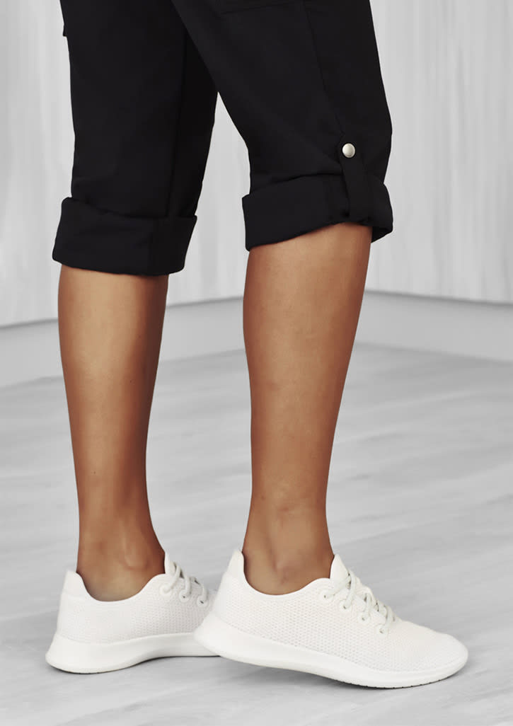 Womens Comfort Waist Cargo Pant - CL954LL Image
