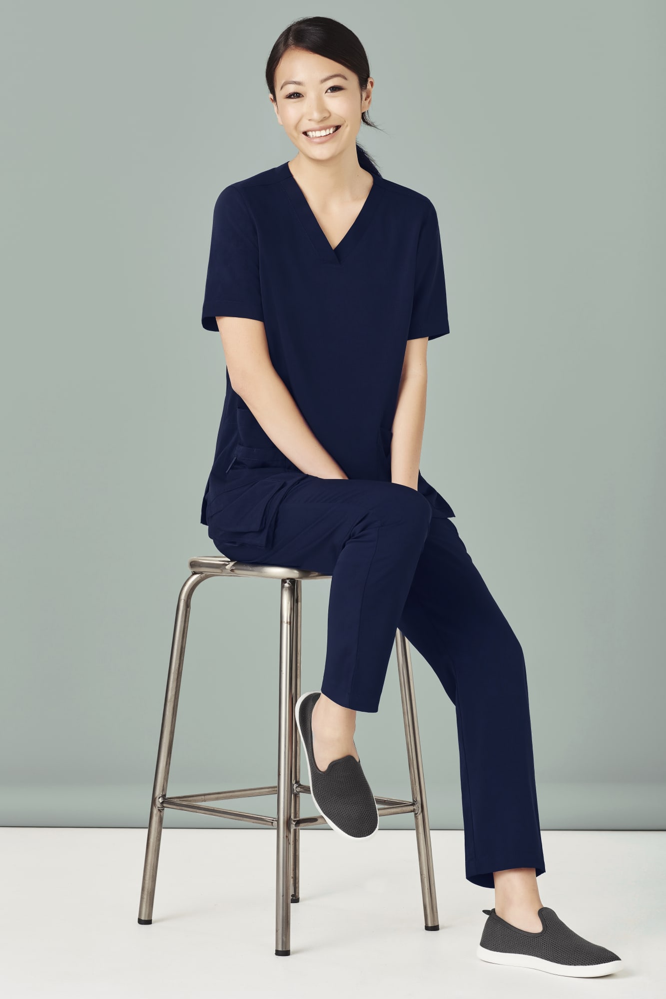 Womens Avery V-Neck Scrub Top - CST941LS Image Midnight Navy