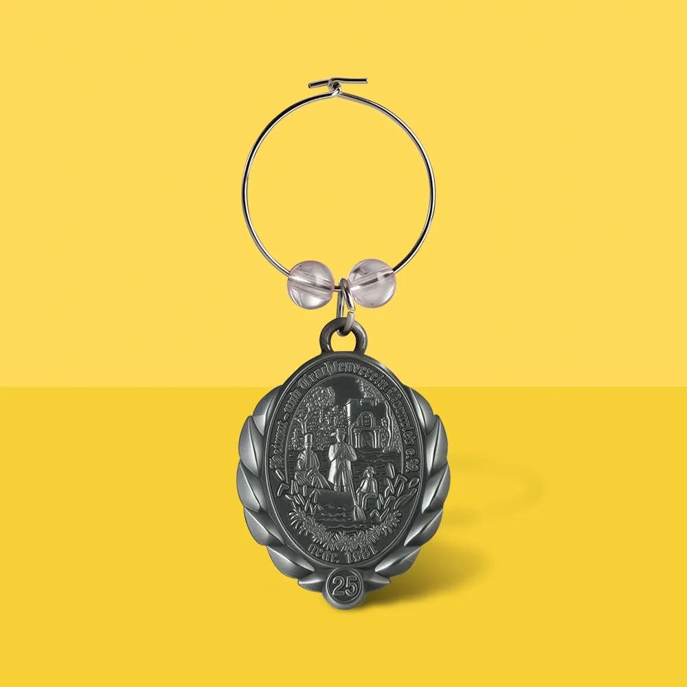 Die Cast Wine Charms 0.75"