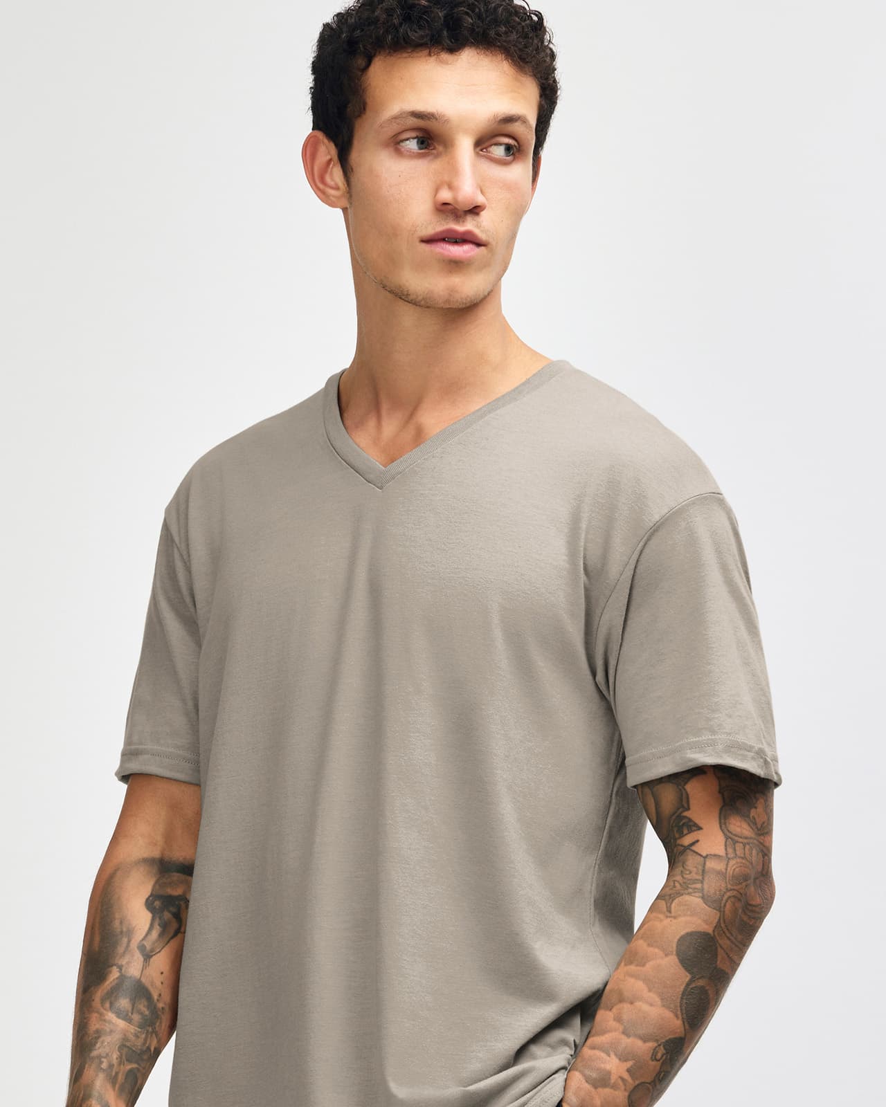 American Apparel CVC Unisex V-neck T-shirt GI-2006CVC