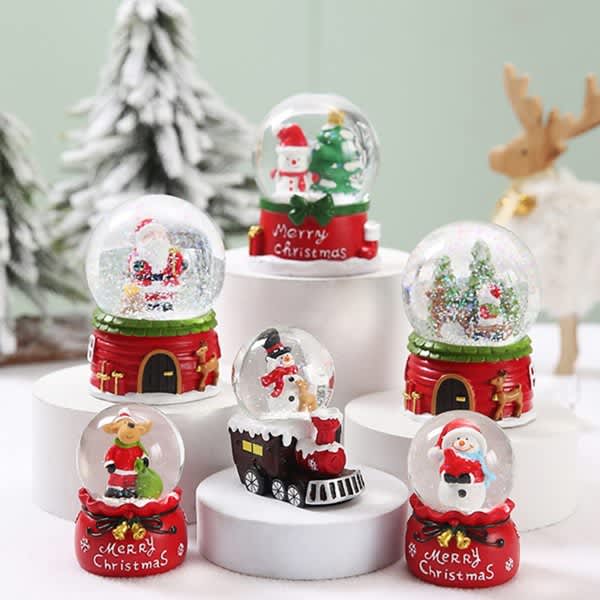 Christmas Snow Globe