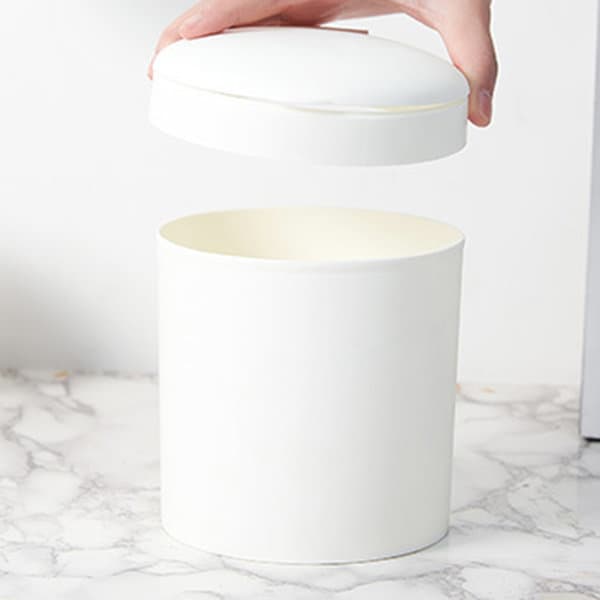 Mini Desktop Trash Can