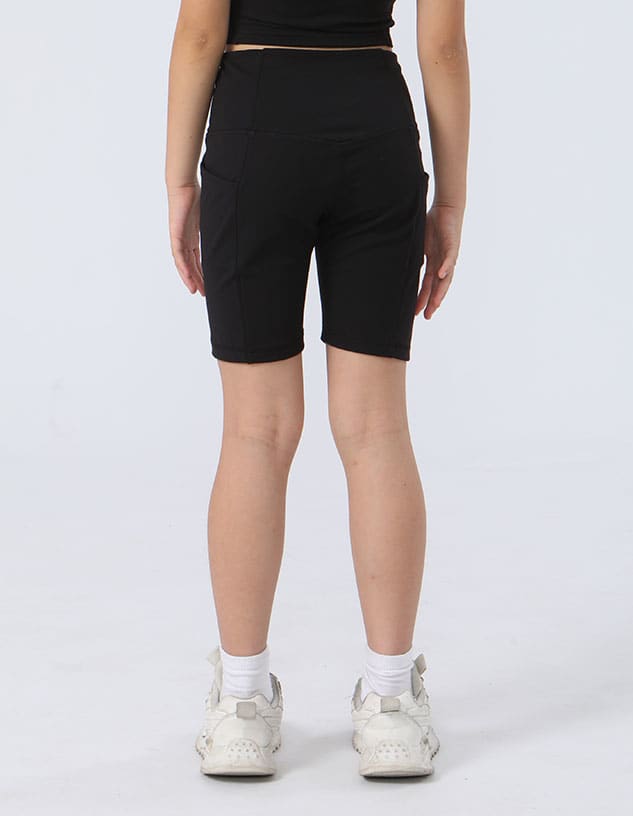 Black legging shorts for girls, featuring a fitted design and a logo on the waistband.