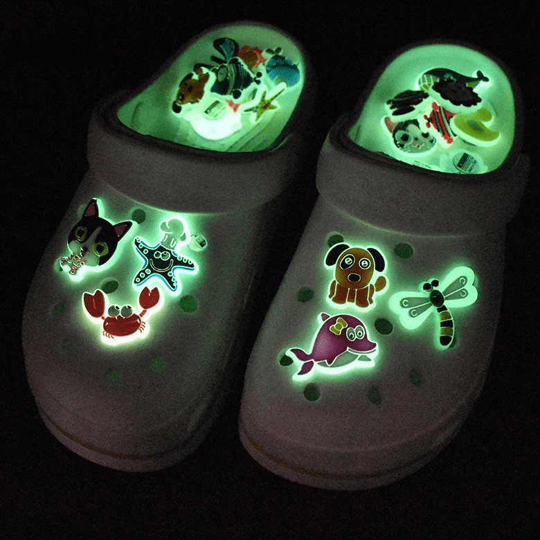 Personality Glow in Dark Croc Charms