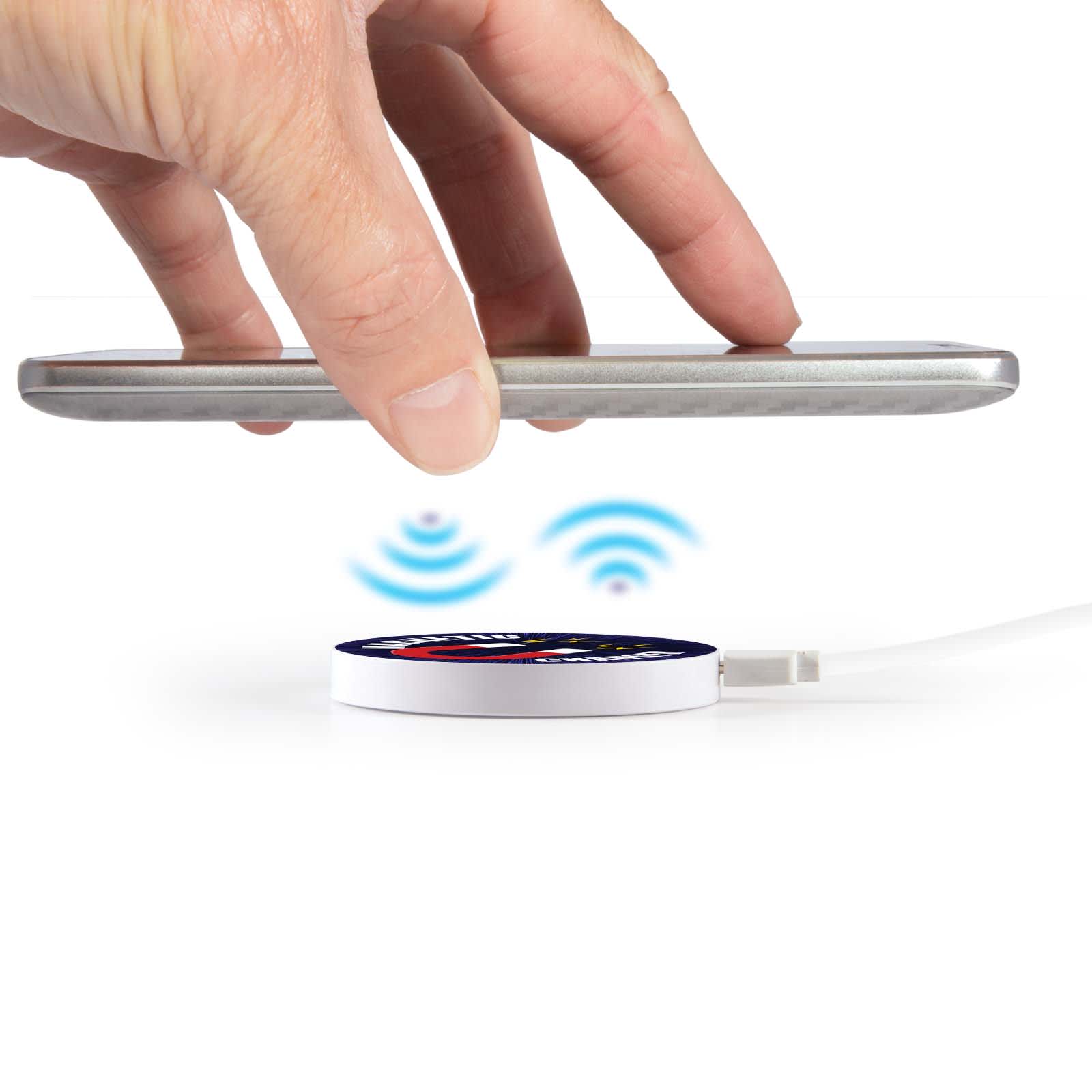 Talon Magnetic Fast Wireless Charger - LL0240 Image