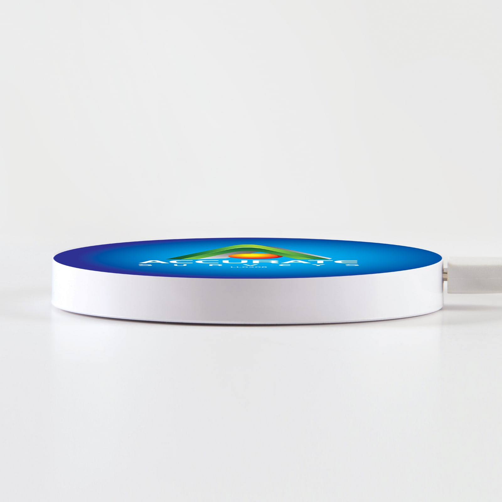 Arc Round Wireless Charger - LL0208 Image