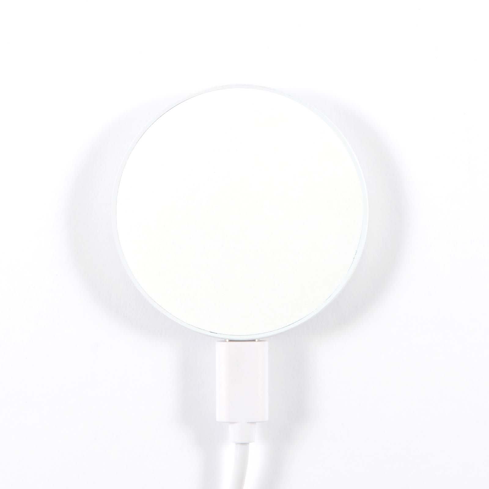 Talon Magnetic Fast Wireless Charger - LL0240 Image White