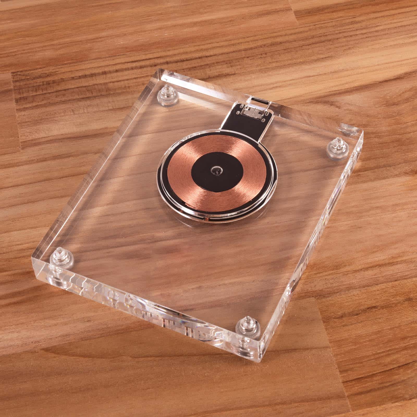 Crystal Wireless Charger - LL0276 Image