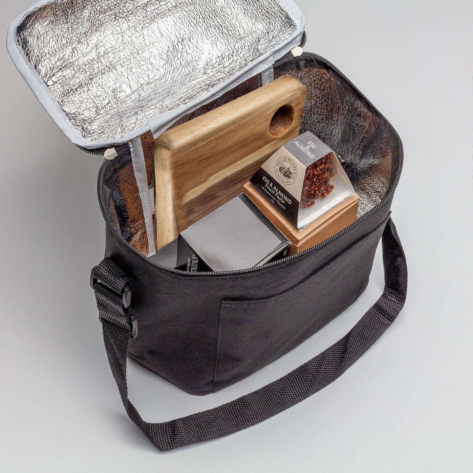 Alternative view of The Carry-On Graze