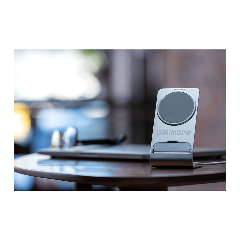 Solekick™MagClick® Fast Wireless Charging Stand - 7767 Image