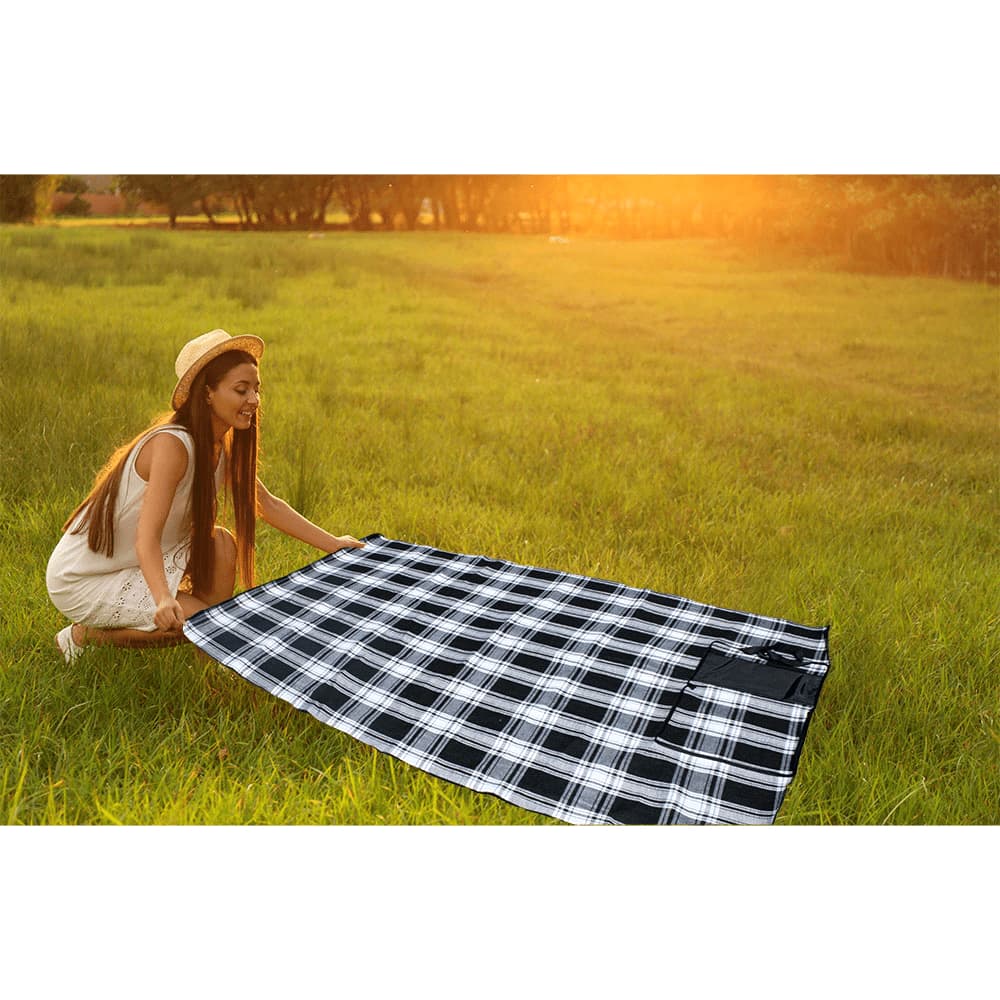 Large Picnic Rug - 7860 Image