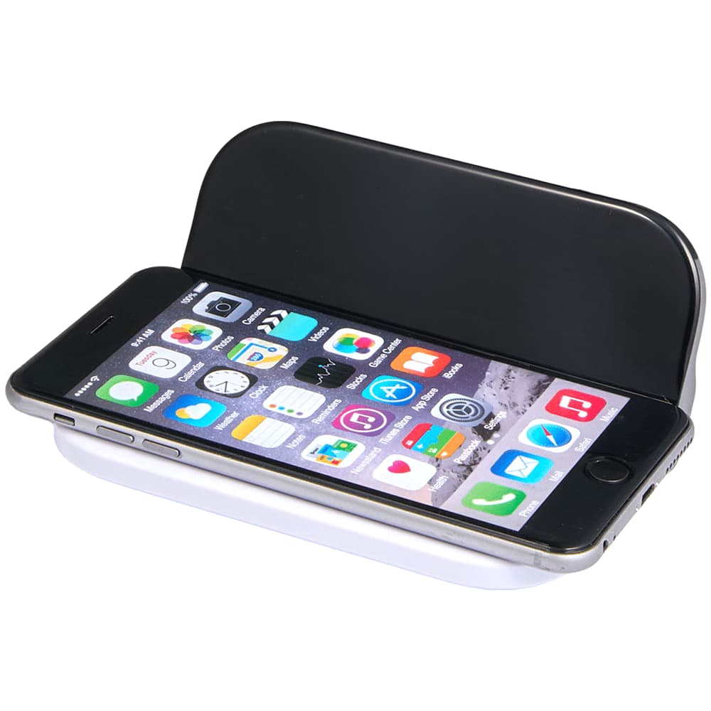 Alternative view of Digital Power Clock 15W Wireless Charger