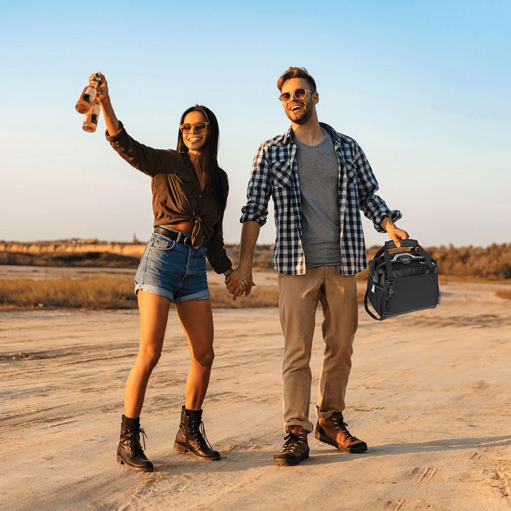 Arctic Zone® Titan Deep Freeze® Lunch Cooler 13L - AZ1014 Image 