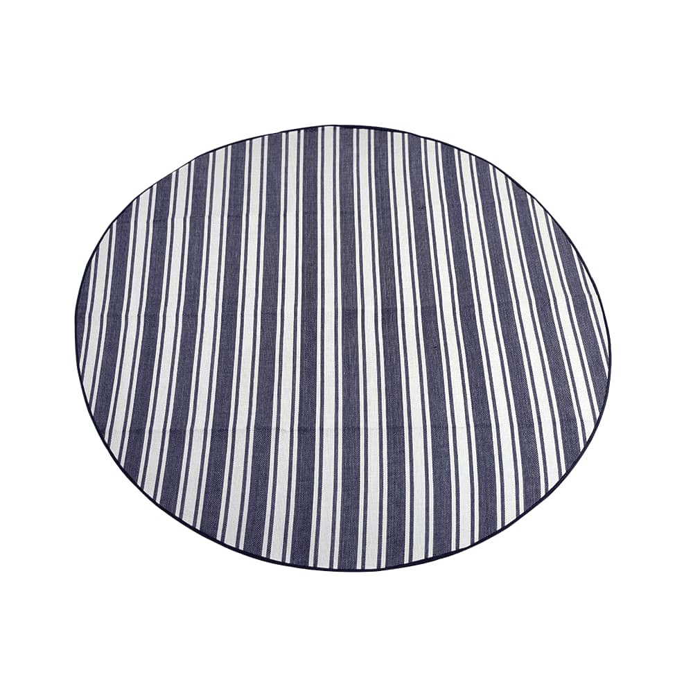 Trekk Round Picnic Rug - image 3