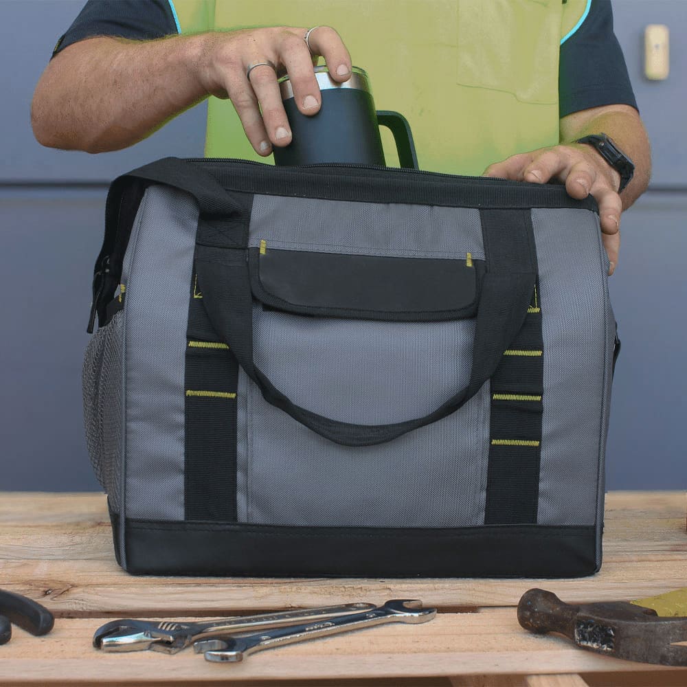 Alternative view of Arctic Zone Workmans Crib Cooler 18L
