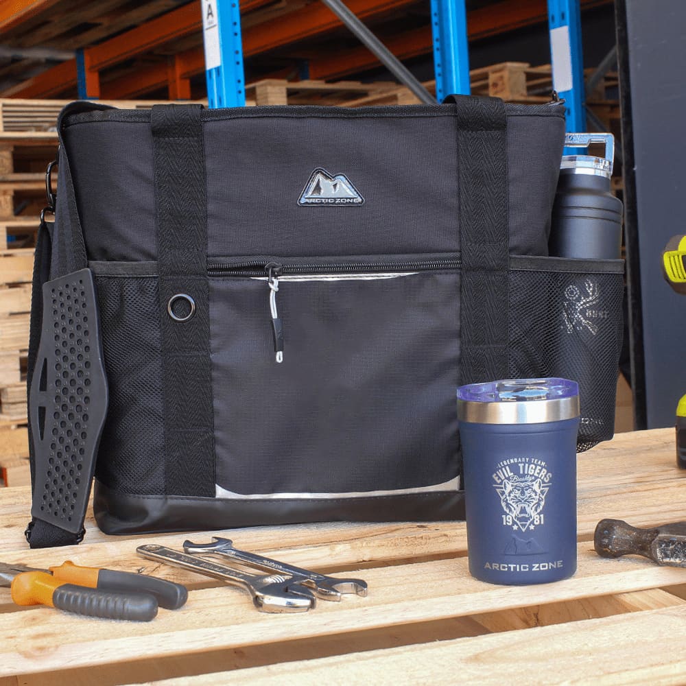 Alternative view of Arctic Zone Crib Cooler 21L
