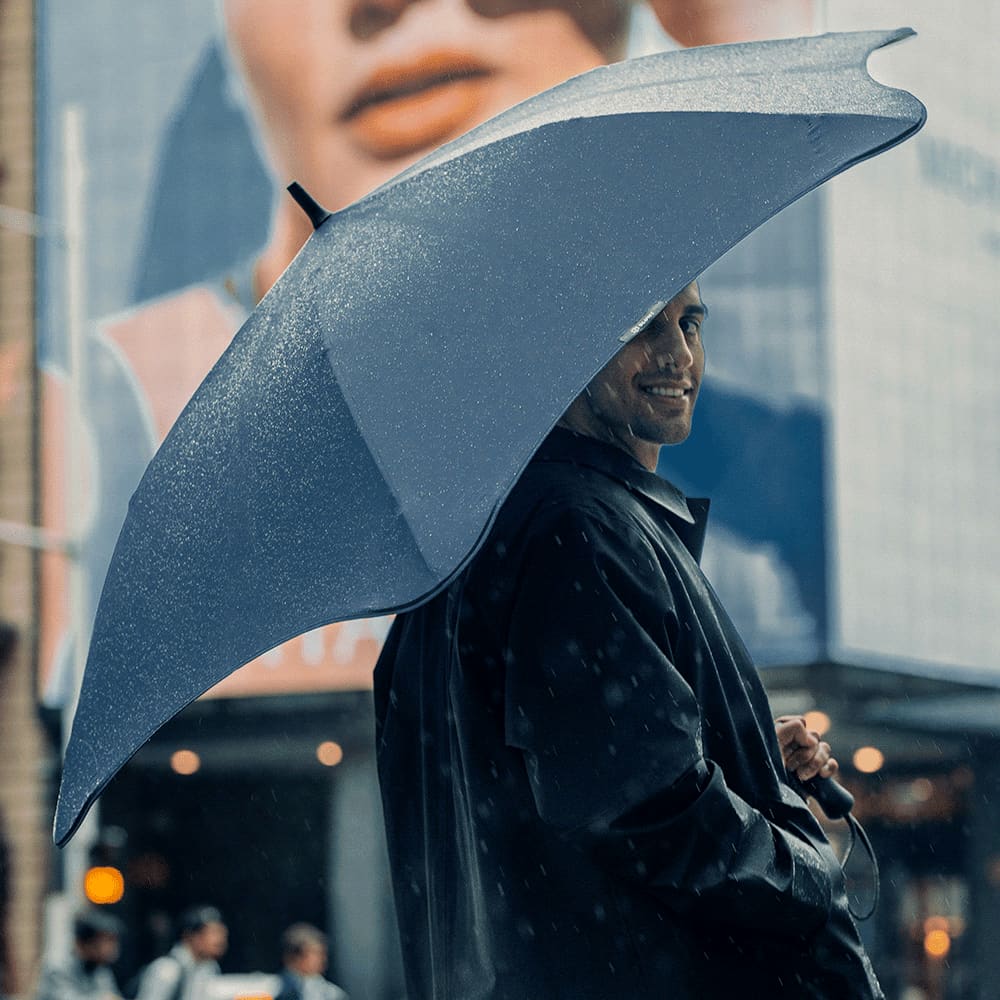 Alternative view of BLUNT Exec Umbrella