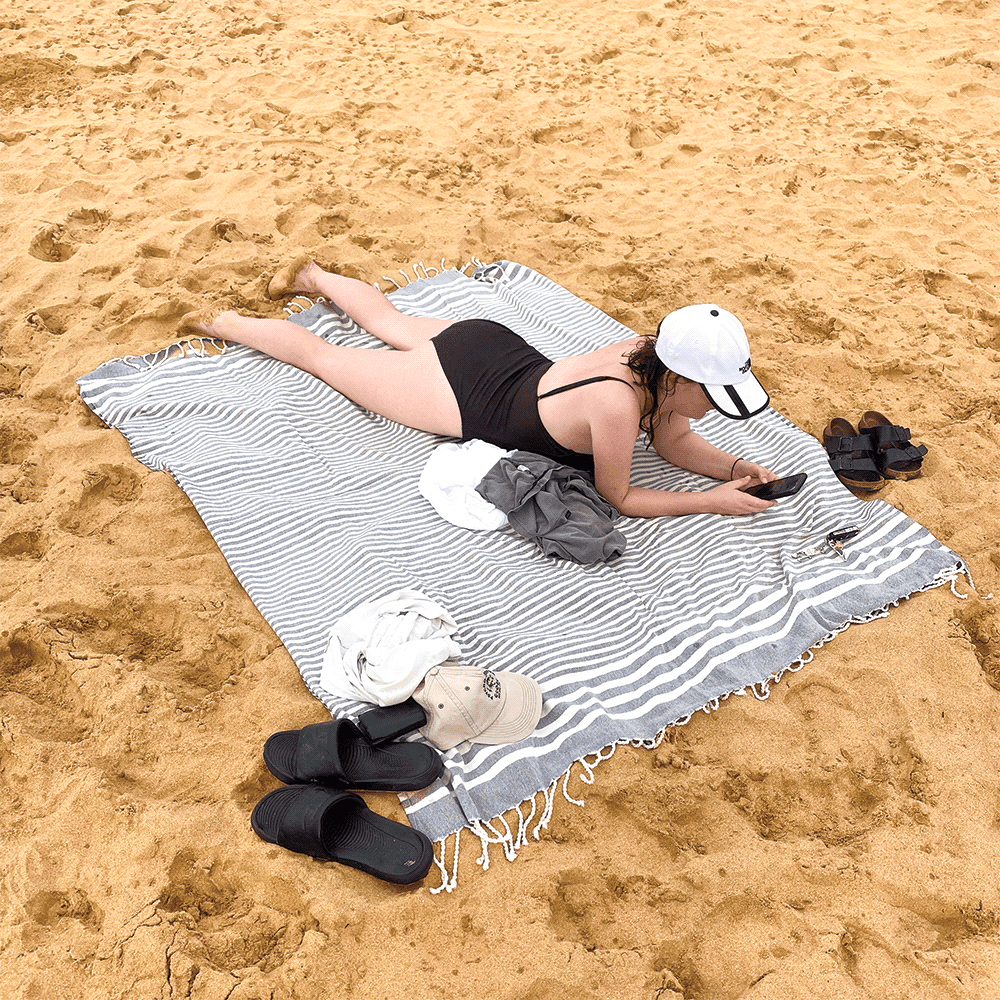 Alternative view of Hilana Upcycled Fethiye Throw Blanket