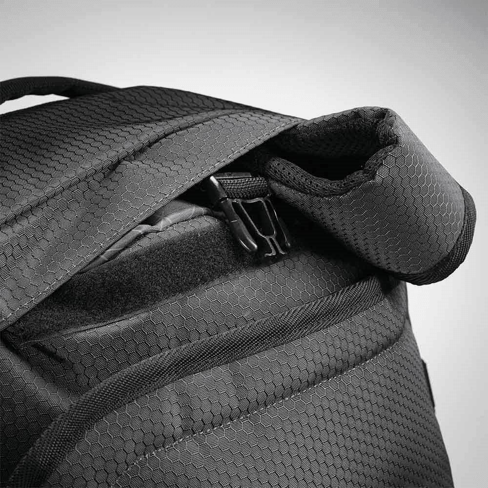 High Sierra Fairlead 64L Duffel Backpack - image 8