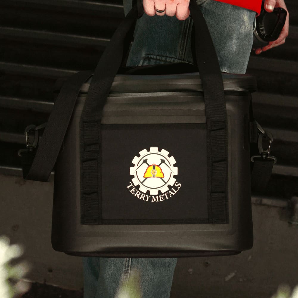 Alternative view of Trekk Pioneer Hard 24 Can Cooler