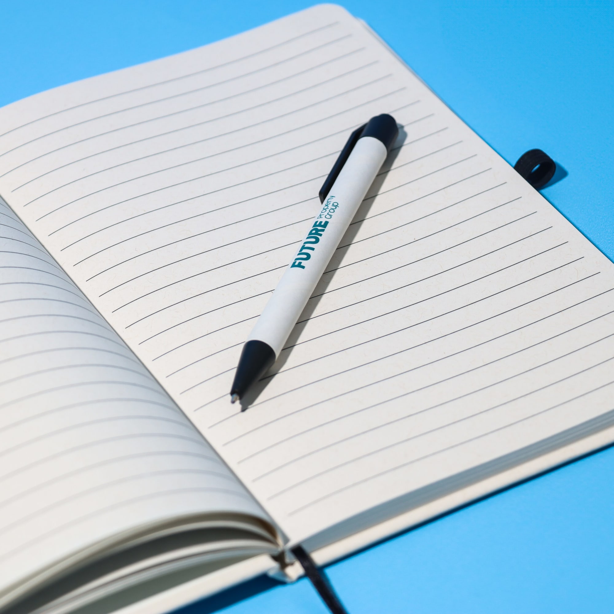 Alternative view of Milky A5 Notebook & Pen Set