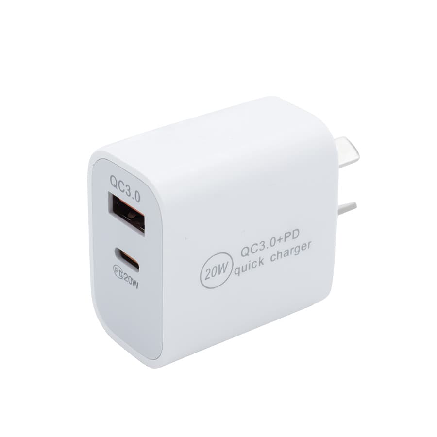 Tebogo 20W fast charge adapter - image 4