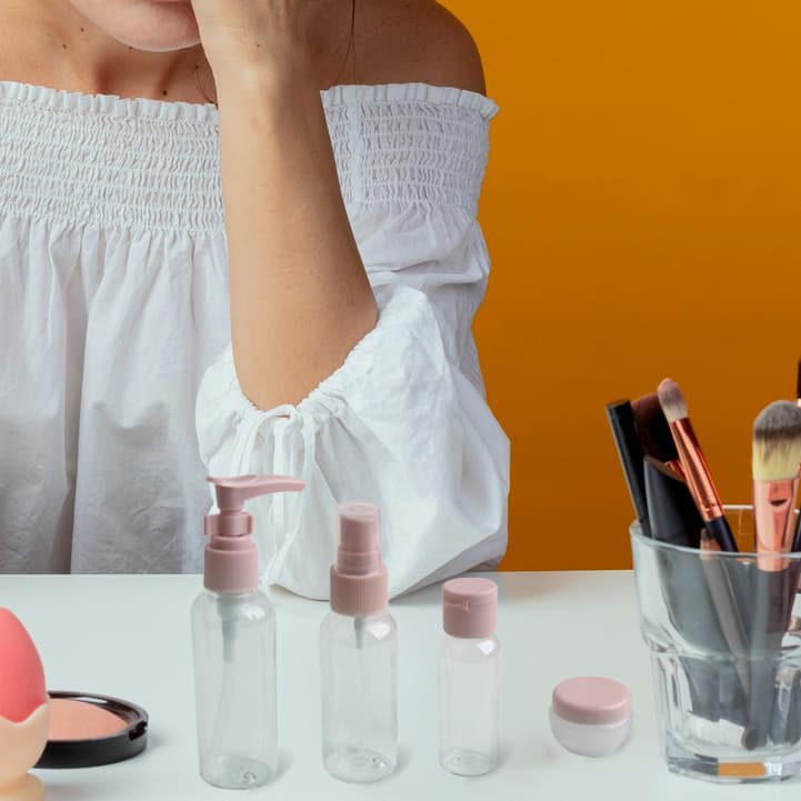 PET Cosmetic Travel Bottle Kit - PCPB817 Image 