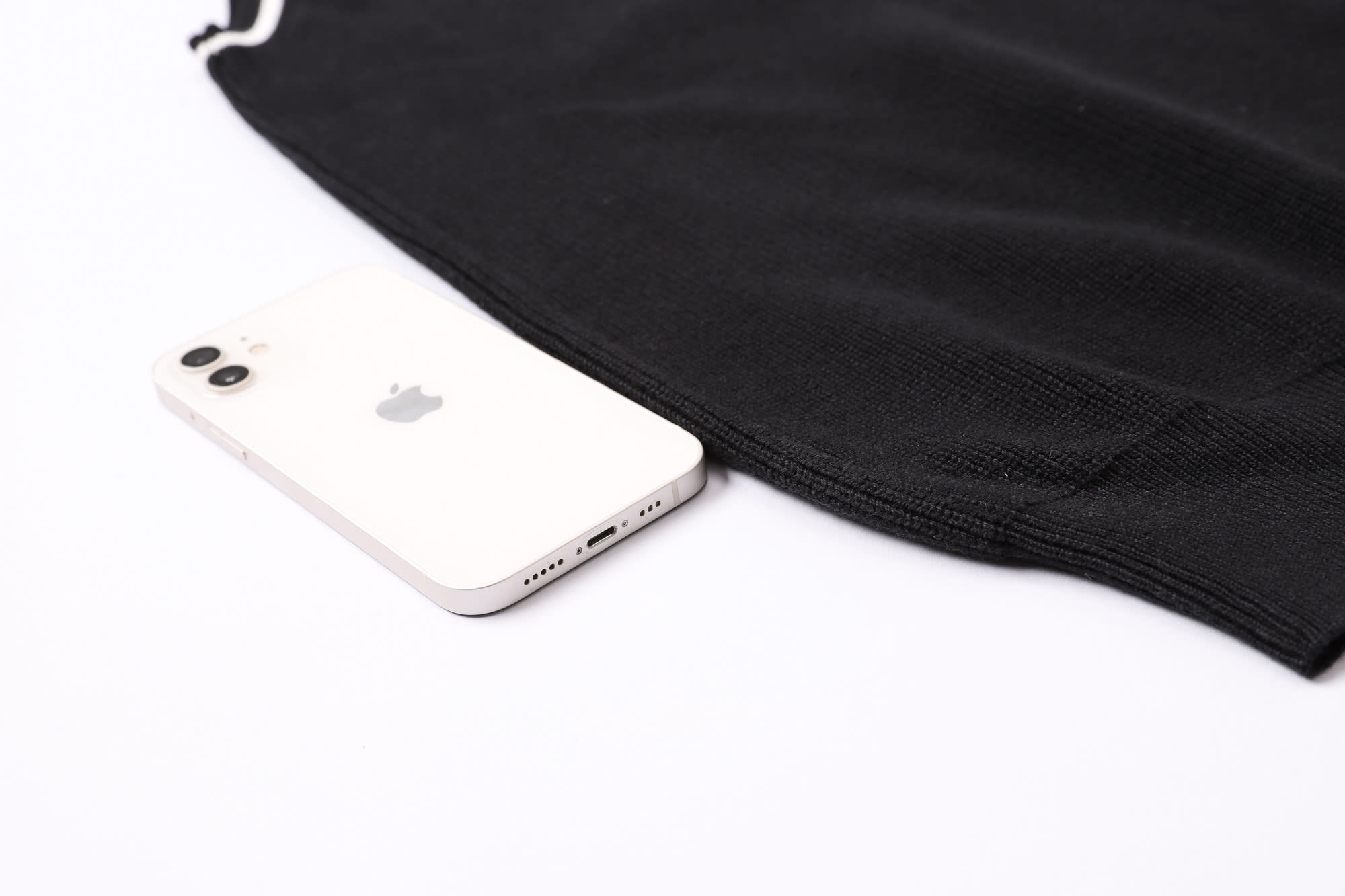 Men’s Cotton Spandex V-neck knit vest - PCC440 Image 