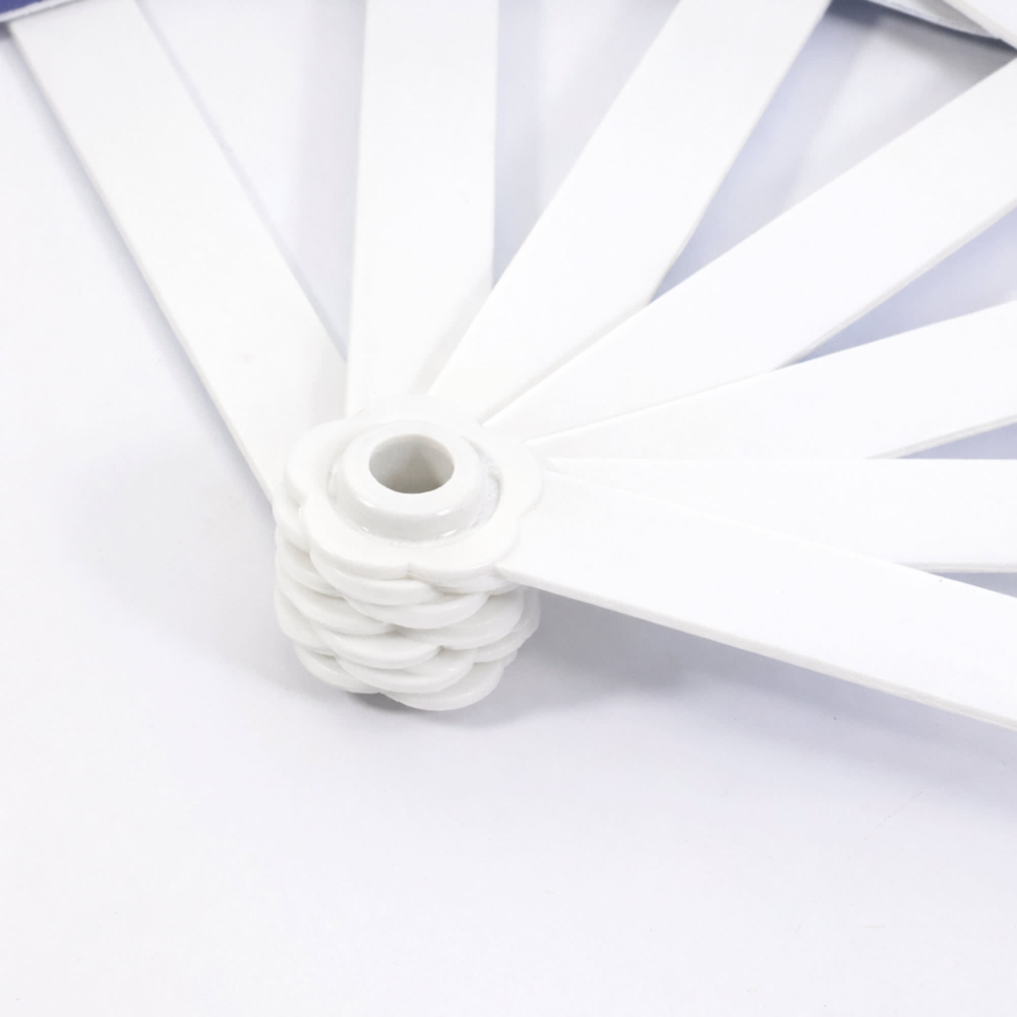 Seven-pieces Plastic Hand Fan