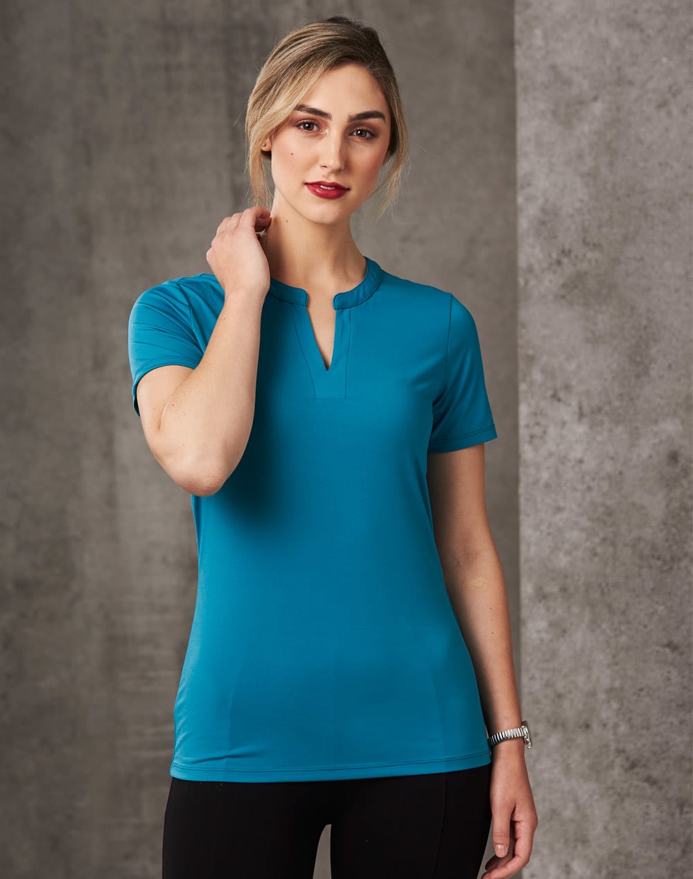 Ladies' V-neck with Tab S/S Knit Top SH-M8840