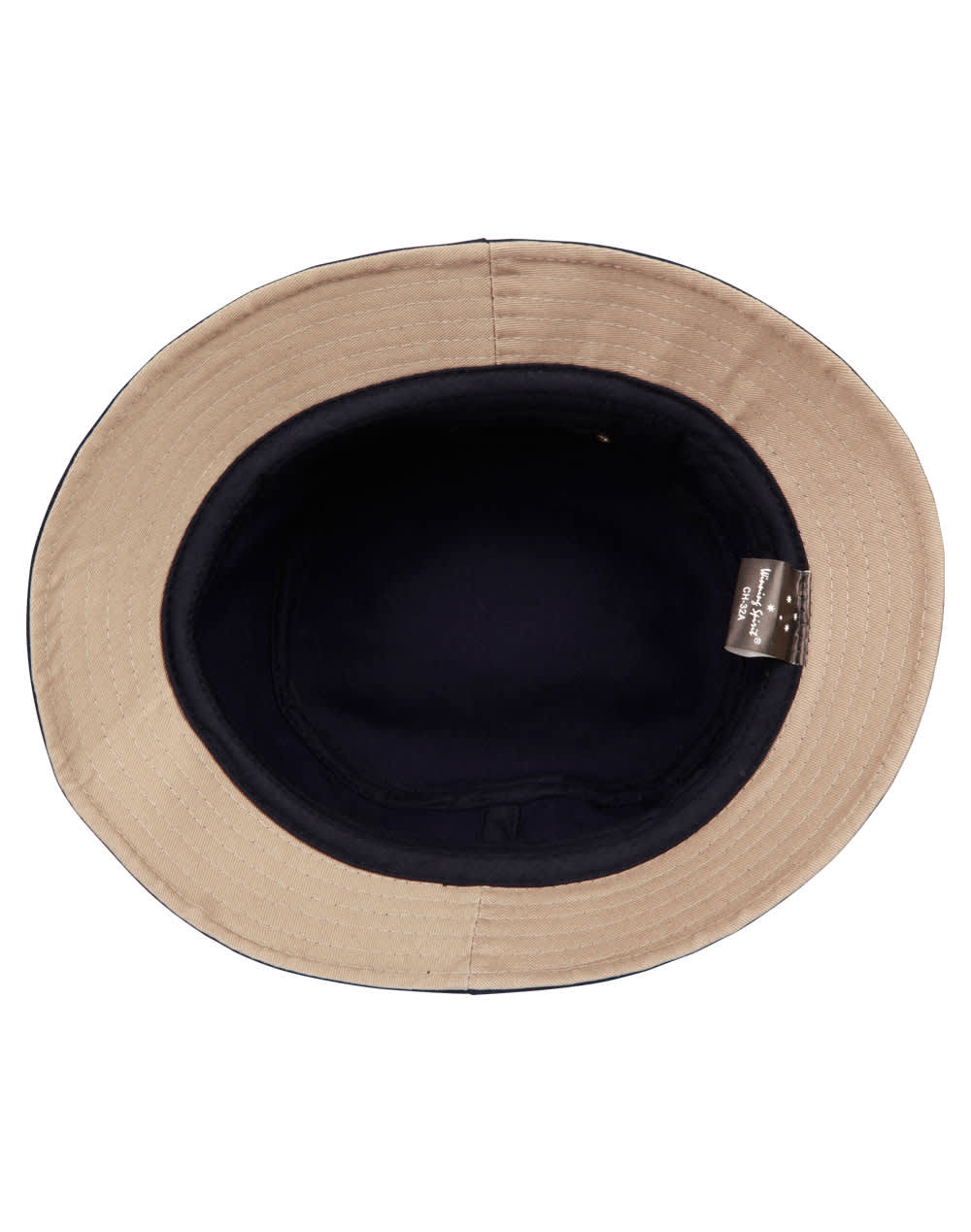 Alternative view of contrasting underbrim bucket hat