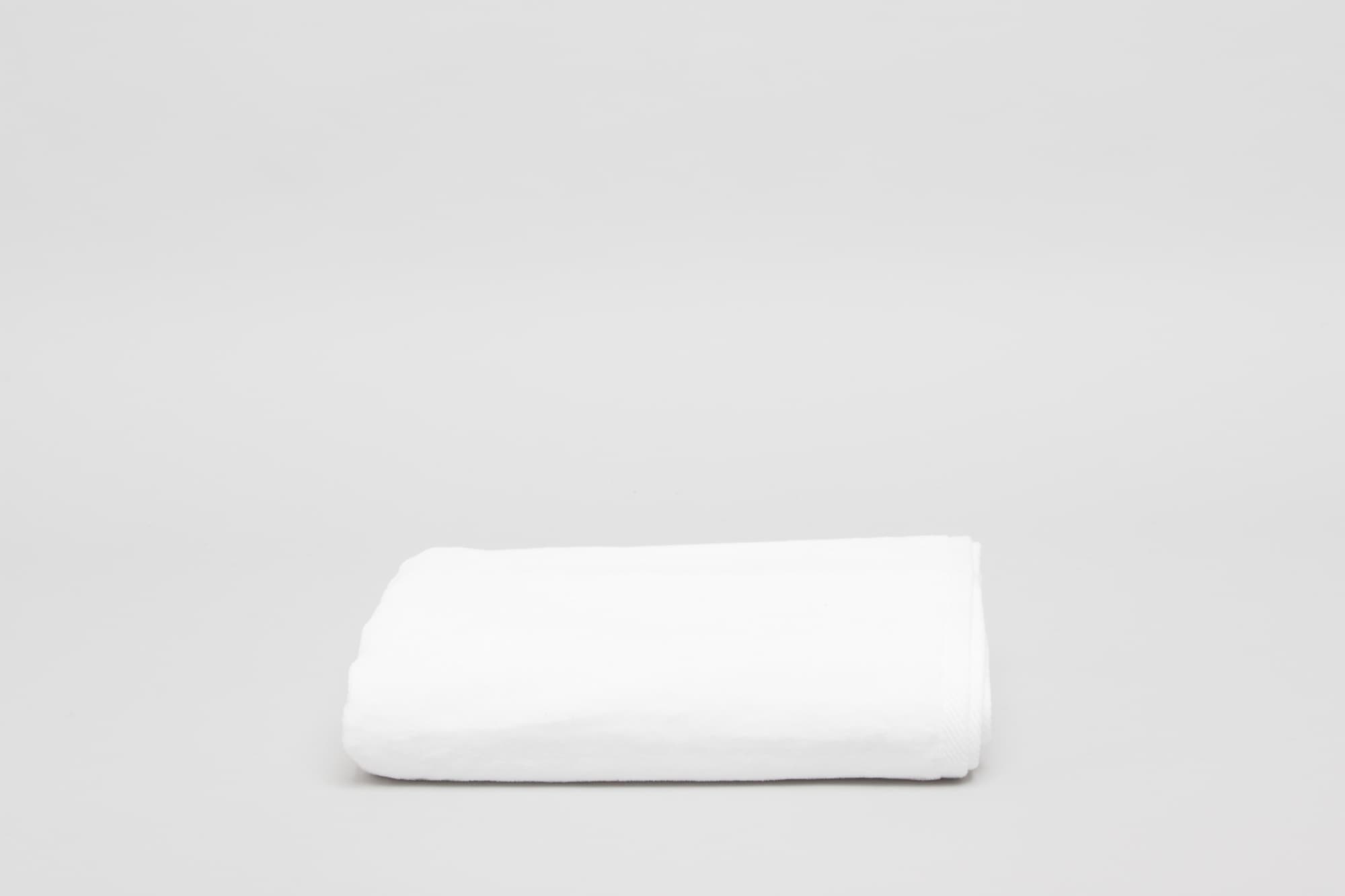 Signature Beach Pool Towel 380 gsm White
