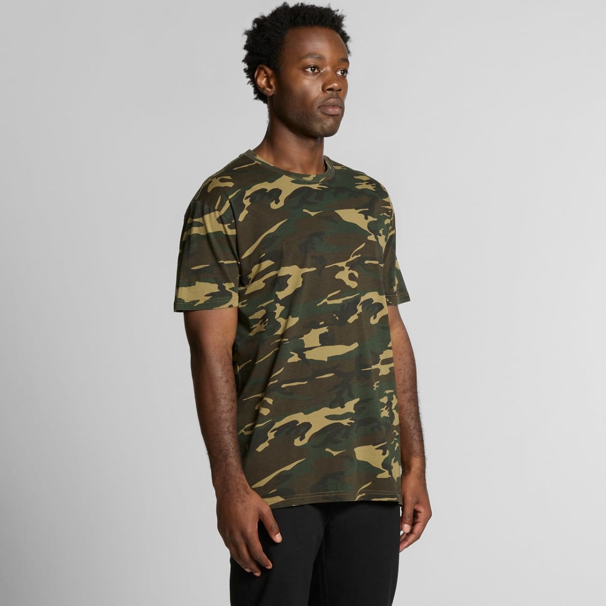 5001c_staple_tee_turn__54105.1713216598.1280.1280