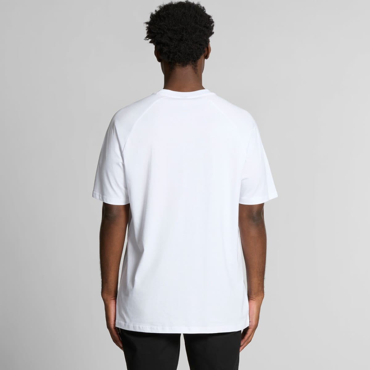 5001r_staple_raglan_tee_back__22293.1713219336.1280.1280