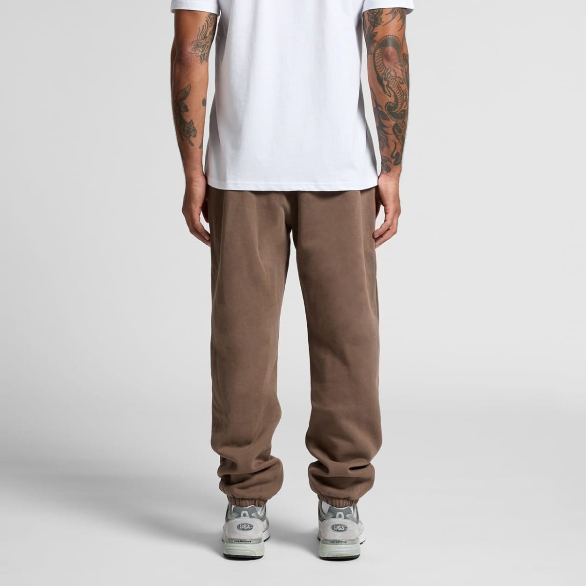 5921_stencil_track_pants_back__80401.1696896452.1280.1280