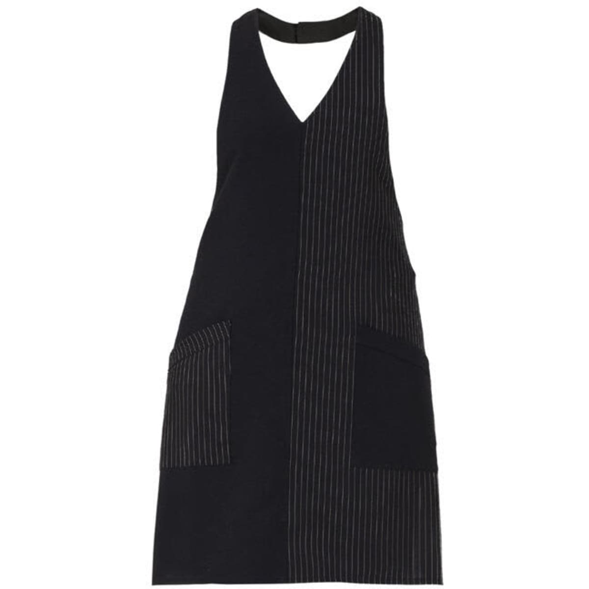 A black apron with a V-neck design, featuring a striped pattern and two front pockets. It has a logo.