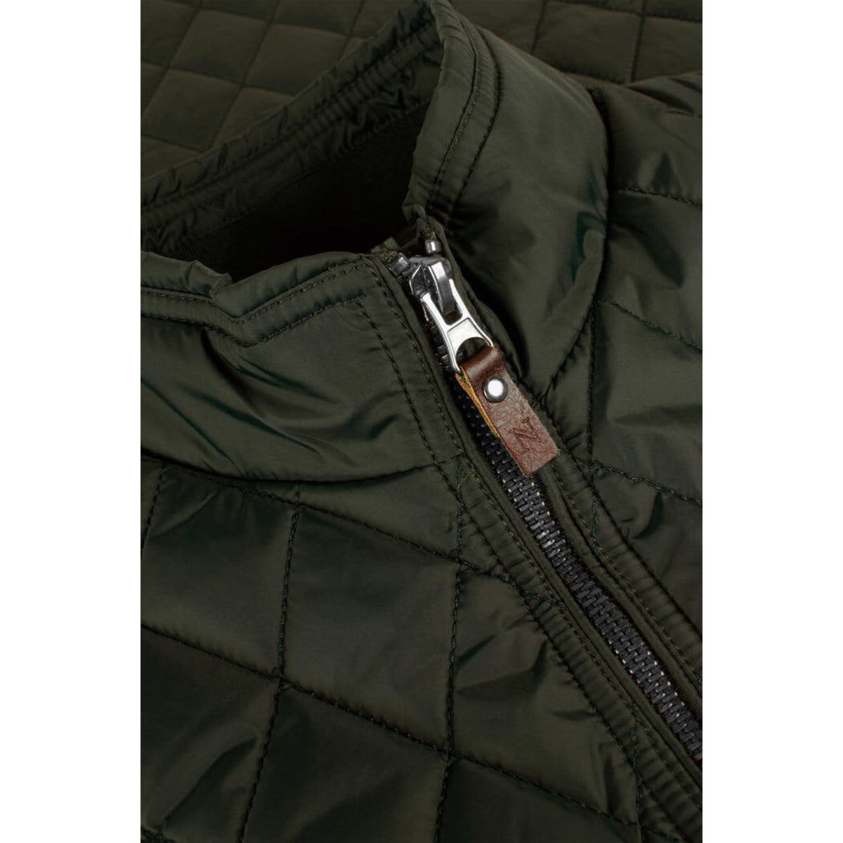 camden_men_olive_closeup_1_cc6df0a9-fb6b-499c-8ebe-47aa3f2d8d5e_700x_7