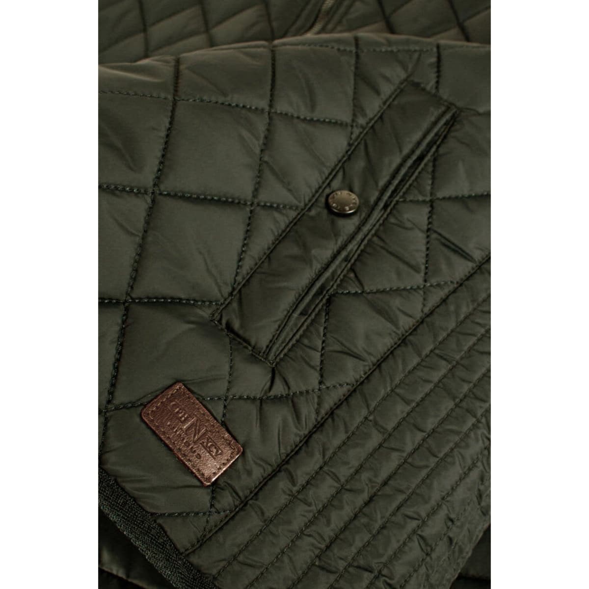 camden_men_olive_closeup_3_0c1d9090-559f-46f1-a67c-19d195d63143_700x_6