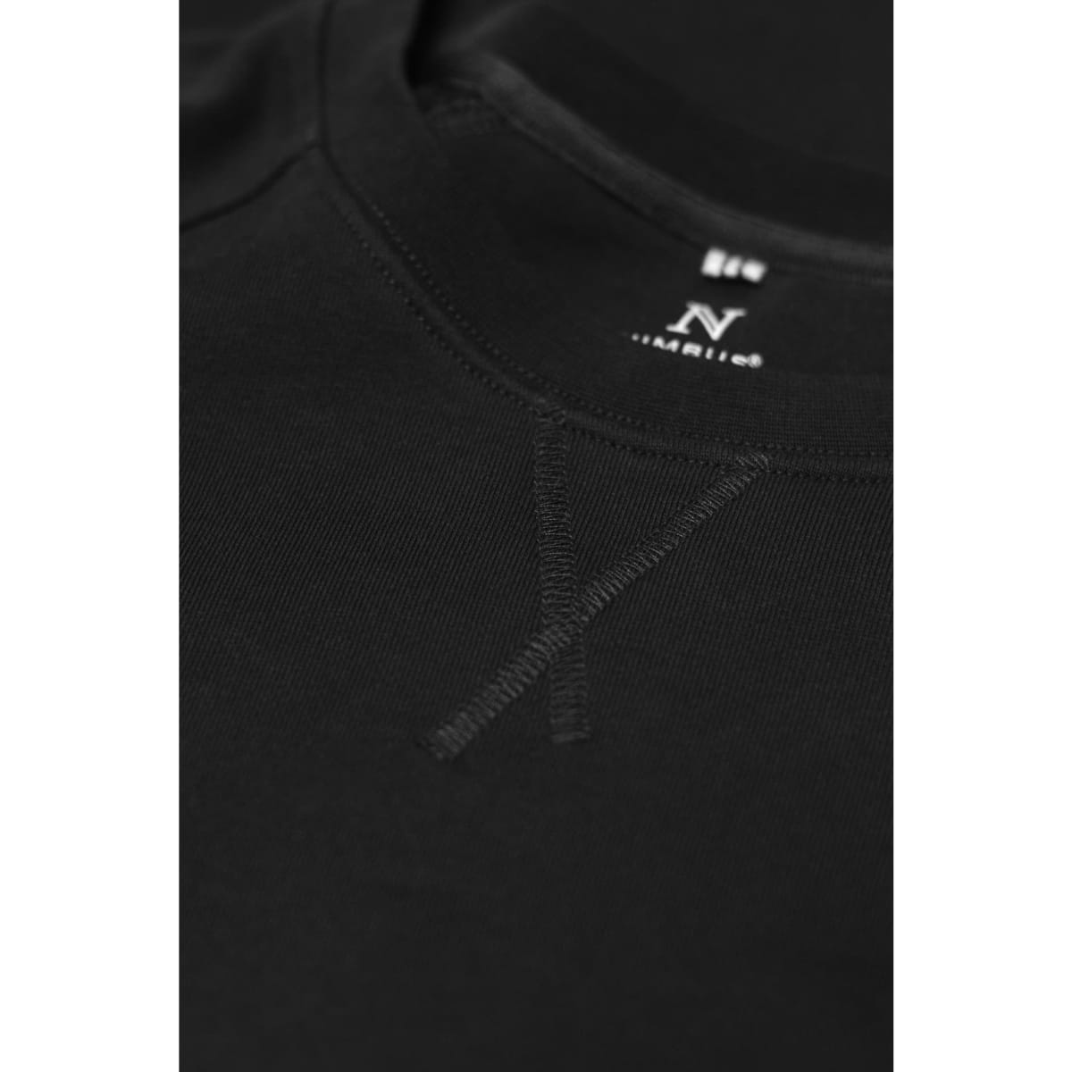 georgetown_men_women_black_closeup_1_1