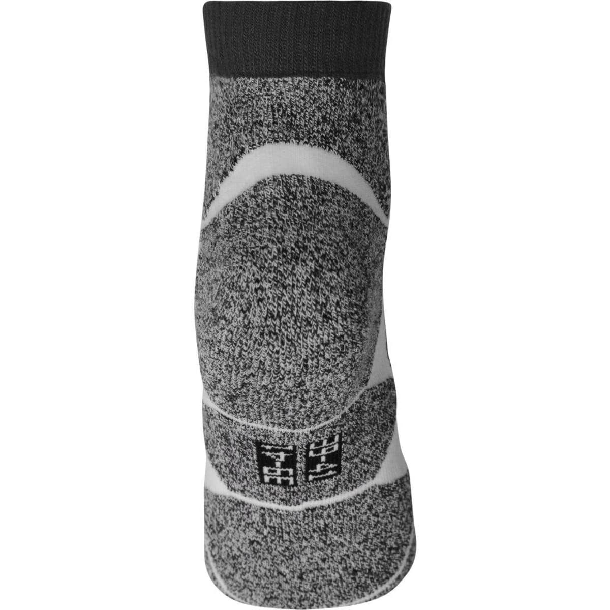 jn214-black-white-3