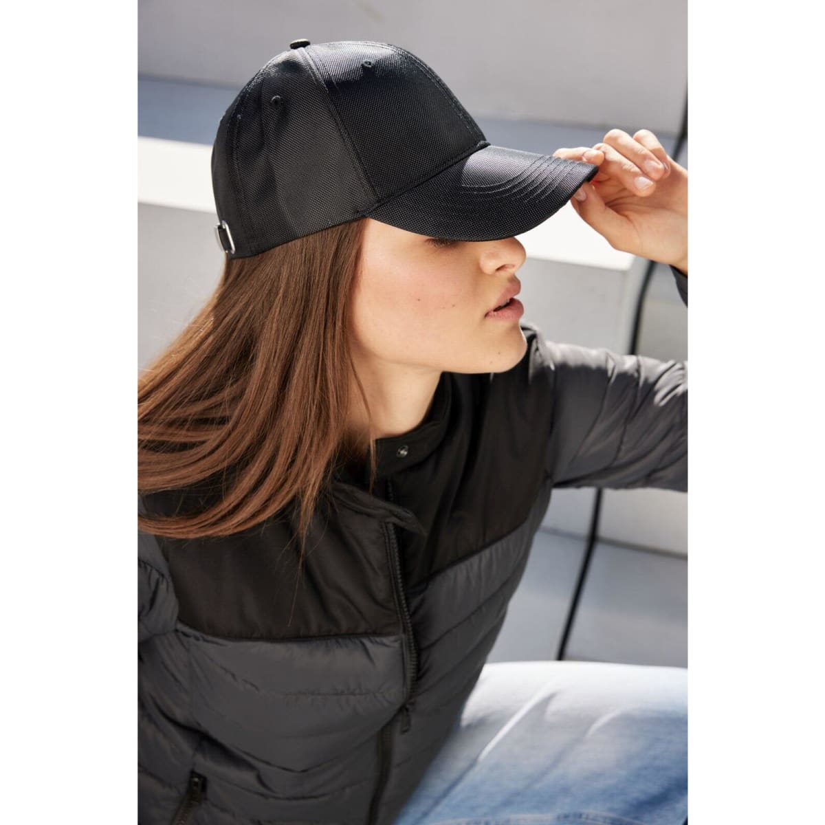 mb6247-lifestyle-1