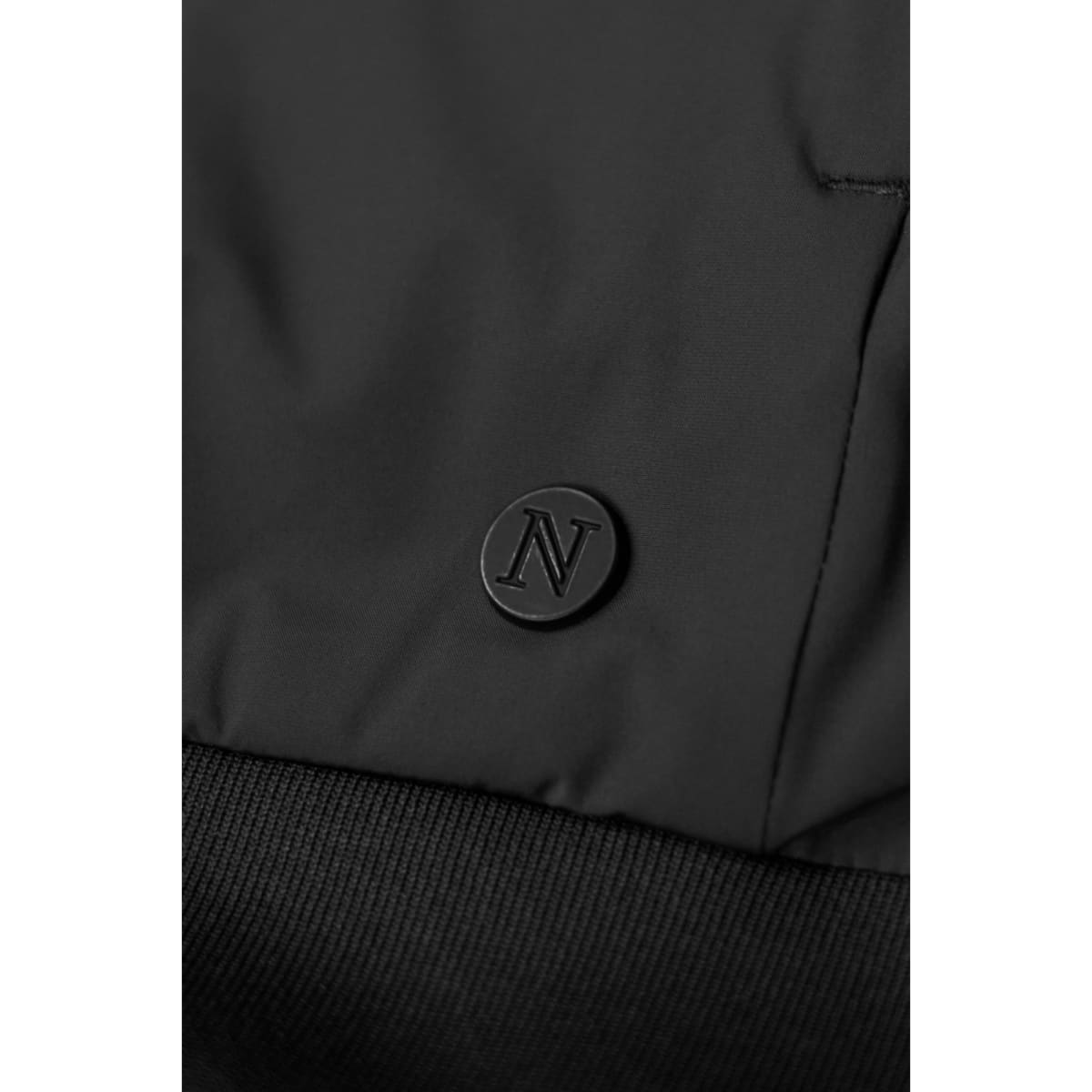 westlake_men_women_black_closeup_1