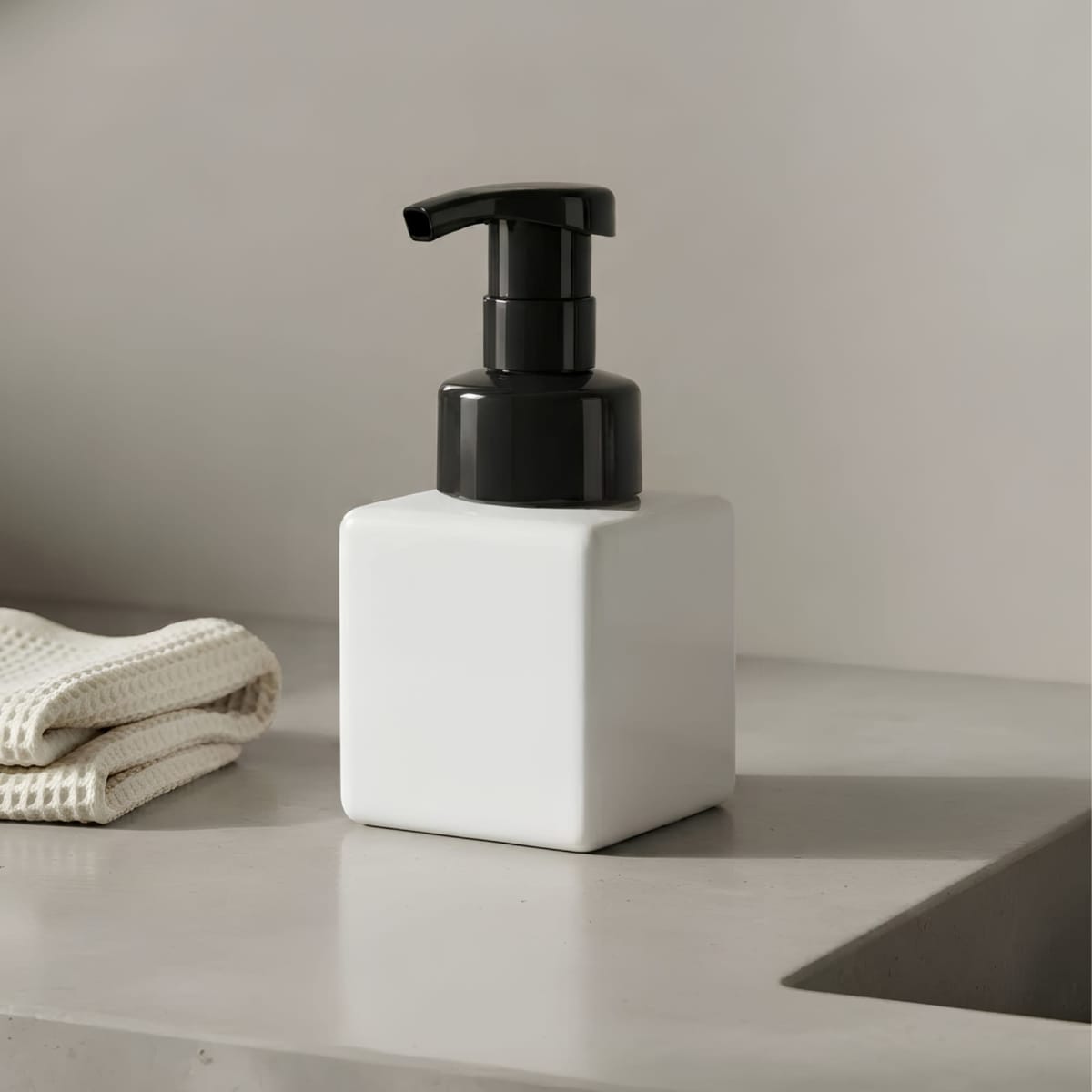 Glenn Foaming Soap Dispenser