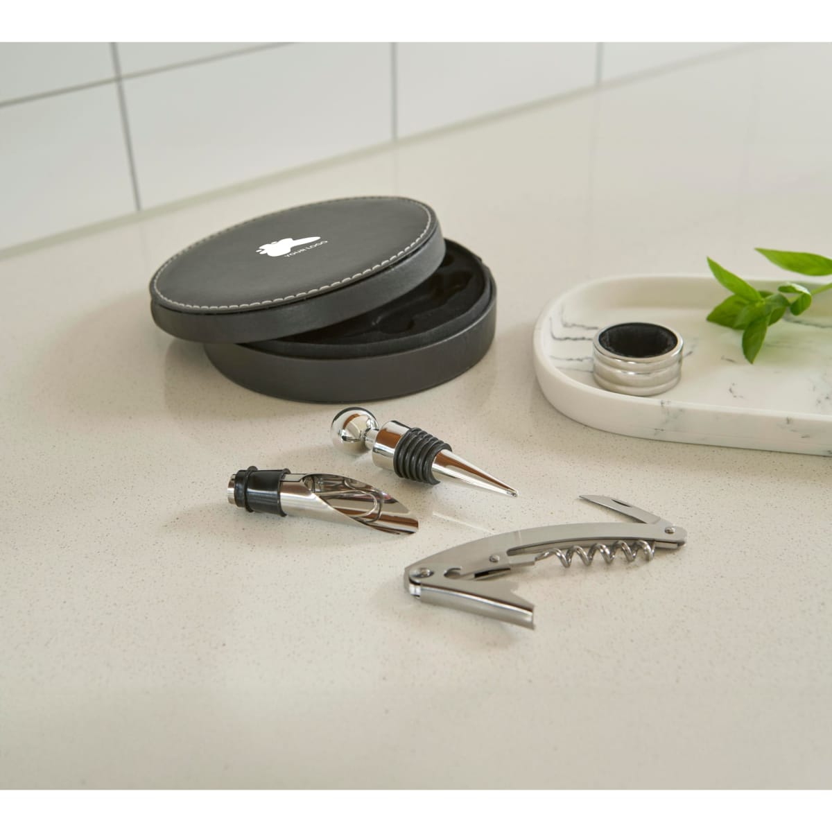 Stainless steel wine set